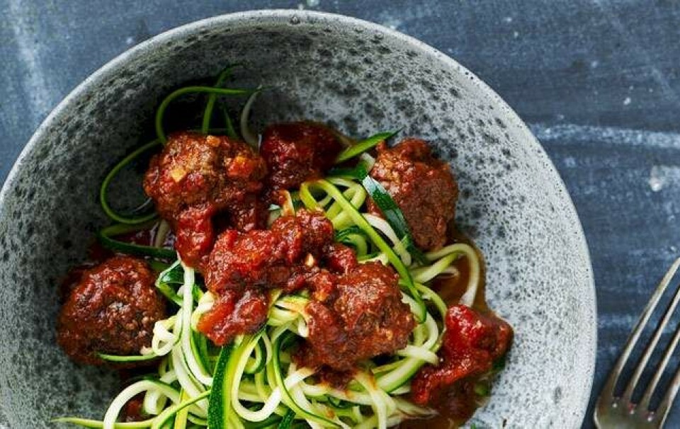 Squashspaghetti med øko-oksedeller