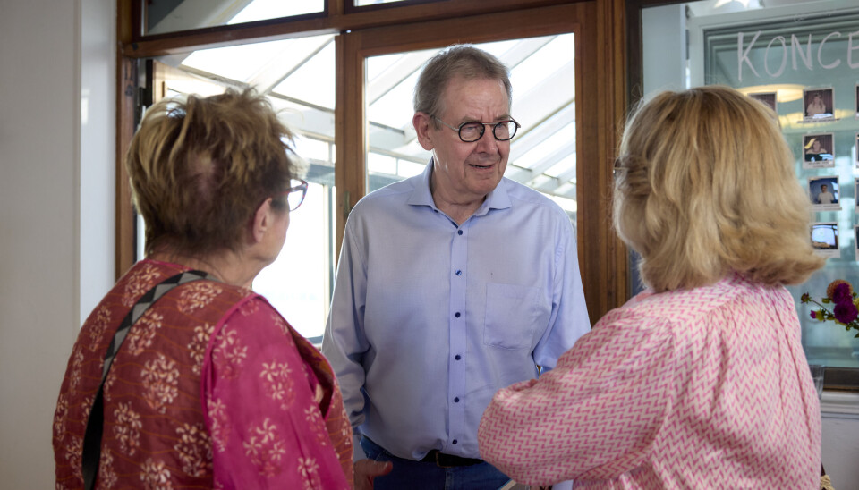 Poul Nyrup Rasmussen sammen med skuespiller Ghita Nørby og Susse Wold.