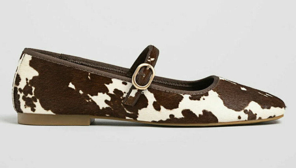 Ballerina i koprint fra Stradivarius, 399 kr