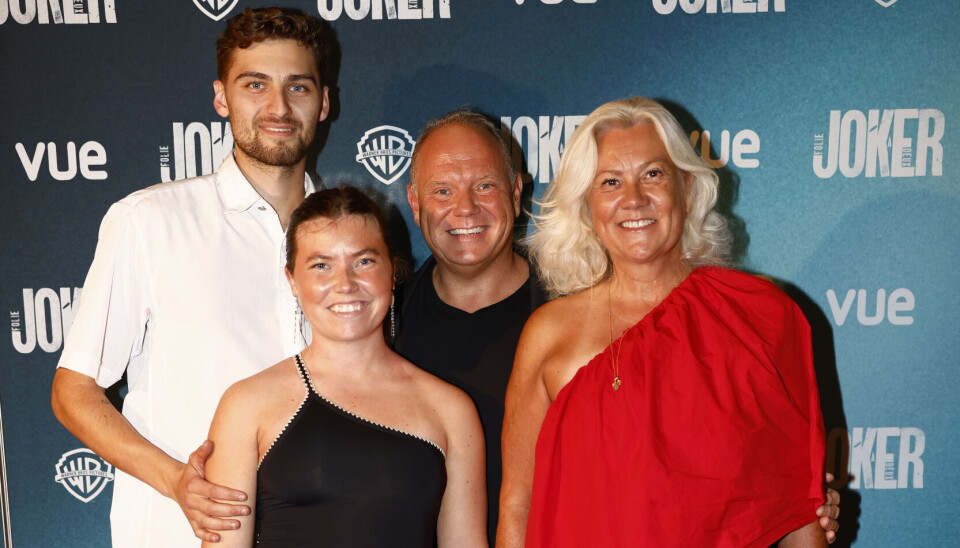 Cutfather med sin kone Lone Gyllun, datteren Moley og hendes kæreste Marcus Grau Bach.