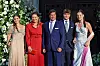 Prinsesse Alexia og hendes mand, Carlos Morales med deres børn, Ana Maria, Amalia og Carlos ved prinsesse Theodora og Matthew Kumars bryllup i Athen.