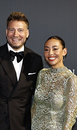 Bendtner på knæ: Det største 'ja'!