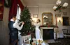 På Dickens Museum pyntes der op til jul på traditionel vis.