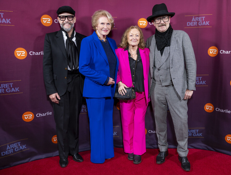 Kirsten fulgtes med veninden Karin Salling, 81, samt designeren Karsten Bach, 57, og hans mand, Torben Pedersen (t.h.)
