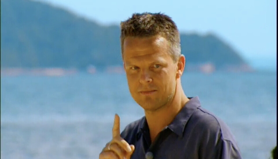 Jakob Kjeldbjergs debut som vært på 'Robinson Ekspeditionen' i 2004.