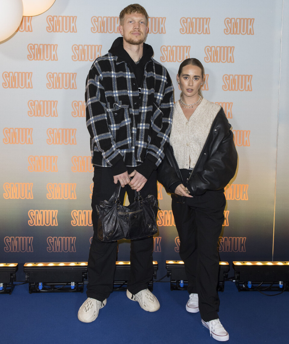 Simon og Ida-Sophia til premiere på 'SMUK' i 2022.