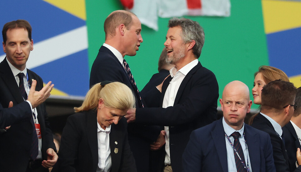 Året i Kongehuset 2024: Kys, smil og gode grin