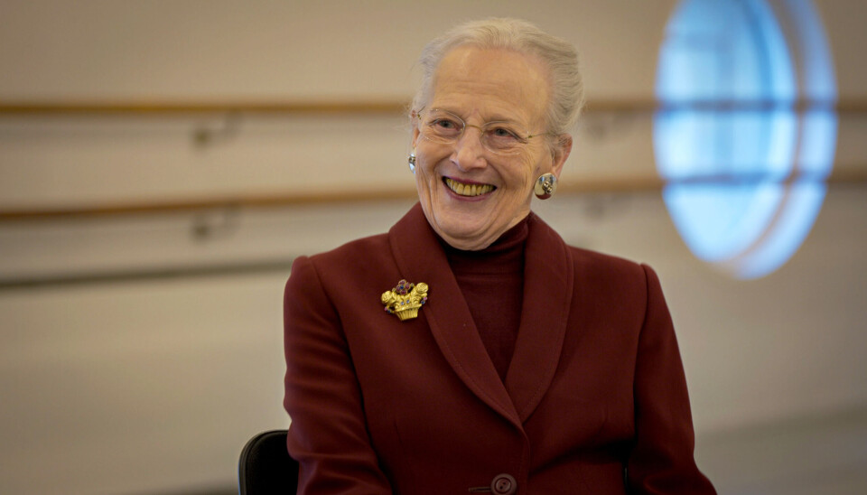 Det var en bramfri majestæt som medvirkede i ”Dronning Margrethe og Teatrets Magi”.