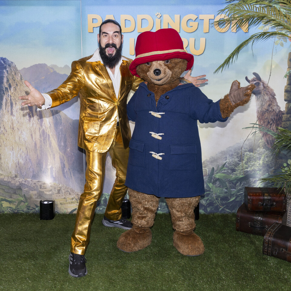 – Jeg har spillet Paddington i tre film gennem de sidste 10 år. Jeg har siddet i en lille boks i mange timer og brugt min stemme til at være Paddington, og jeg elsker det, fortalte Mikkel Lomborg.