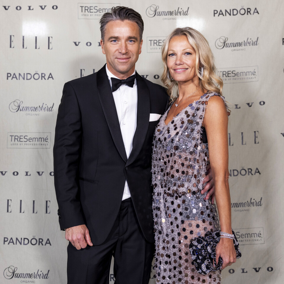 Se første klip: Ny tv-serie går tæt på Caroline Fleming og kæresten