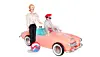 Ud på tur: Barbie og kæresten Ken med deres smarte sportsvogn. Bilen blev fremstillet i de tidlige 1960'erne.
