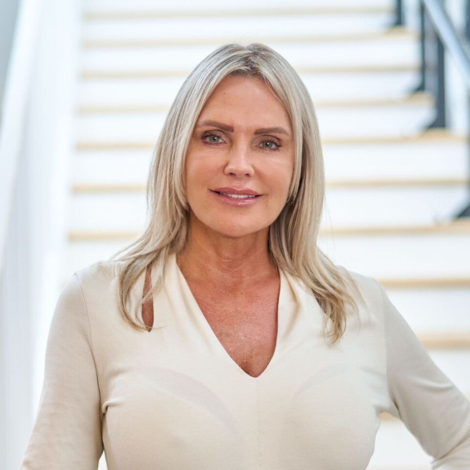 Udgav bogen før tid: Nu bliver den revet væk