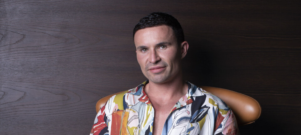 Gustav Salinas knust: Bedste ven banket bevidstløs