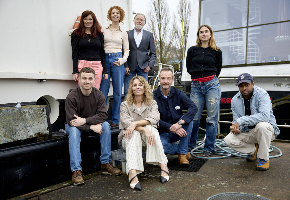 Pressemøde på "Hvide Sande", sæson 2Susanne JuhaszJohanne Louise SchmidtJesper AsholtAllan HydeAnne Louise HassingAnders Brink MadsenFrederikke Dahl HansenChristopher Læssø