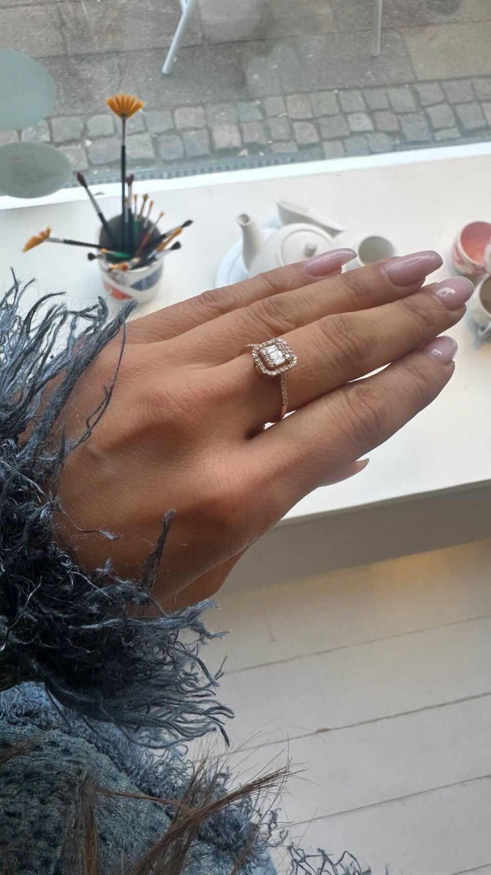 Jackie Navarro i stor kærlighedslykke: Se den flotte ring