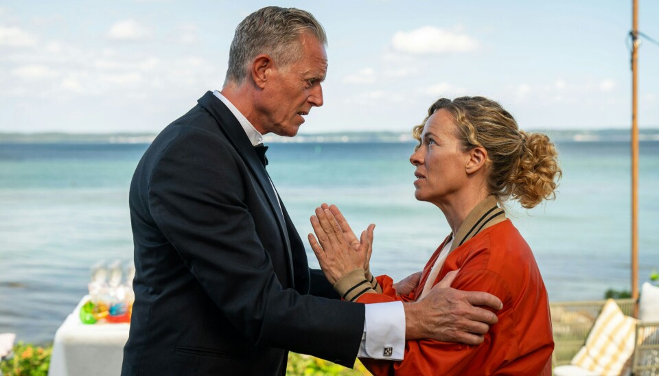 Peter Mygind som Dan Sommerdahl og Maibritt Saerens som Josefine i 'Sommerdahl'.
