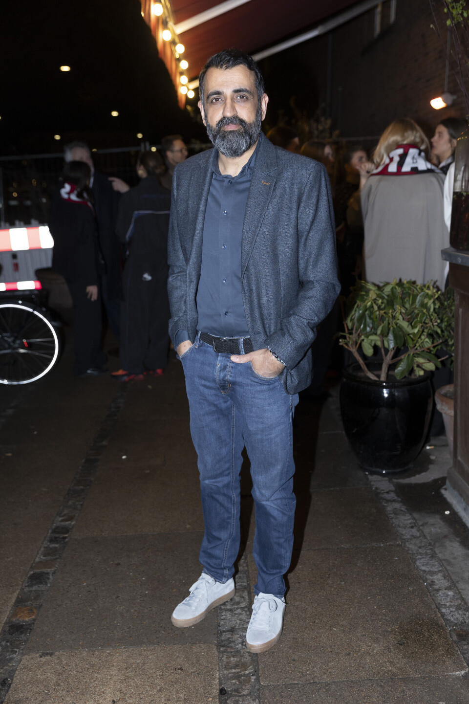 For Tahir Siddique, 53, har deltagelsen i ”Løvens hule” været en dybt personlig oplevelse. – Jeg synes, det var vigtigt, at der kom en mørk mand med i programmet. Jeg følte, det var min pligt at gøre det, når jeg ser ud, som jeg gør. Responsen har været positiv. Hr. og fru Danmark stopper mig på gaden og siger: “Hvor er det fedt, du er, som du er.”