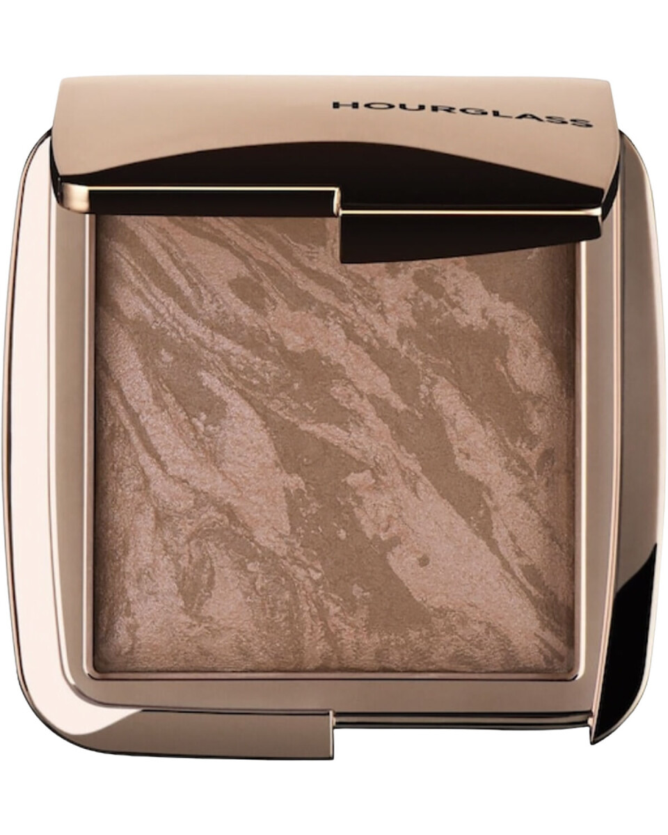 Ambient - Lighting Bronzer, Hourglass, 530 kr.