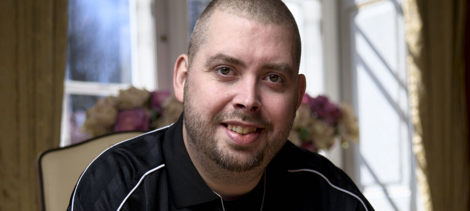 Emil Lange og kæresten deler gode nyheder