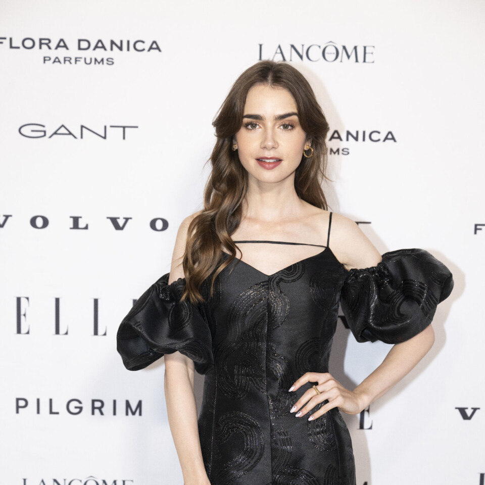 Se videoen: Lily Collins til fest i København