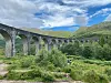 Glenfinnan-viadukten blev sidste stop på turen, her kan man være heldig at se Harry Potter-toget suse forbi.