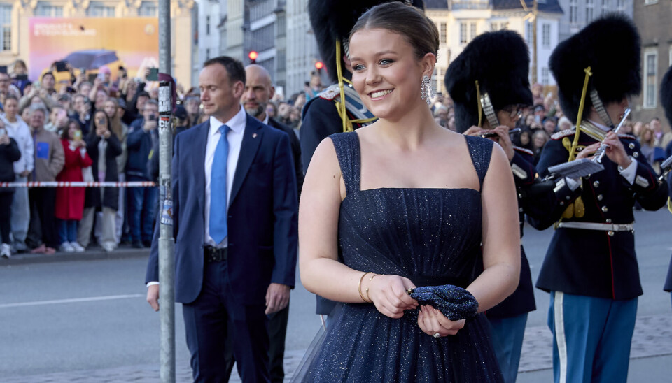 Prinsesse Isabella på den røde løber på sin 18 års fødselsdag