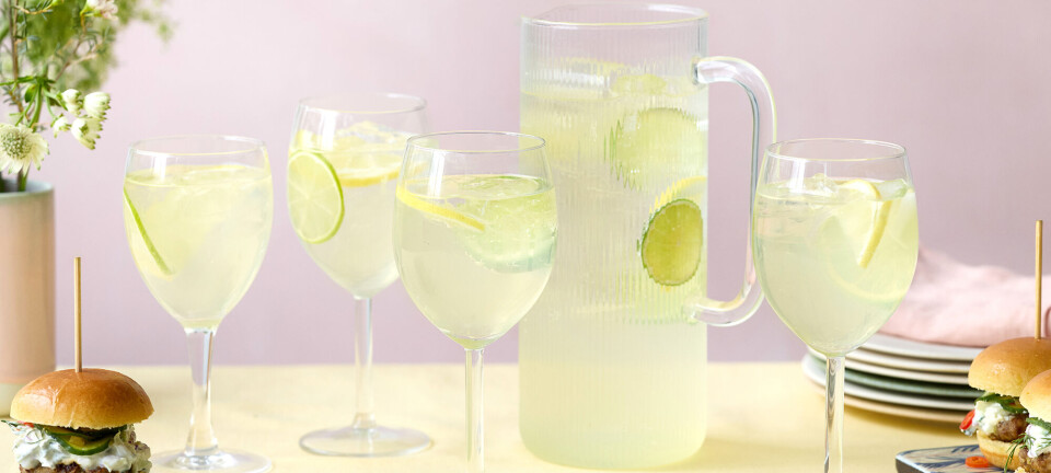 Den lækreste Limoncello-margarita spritz i kande