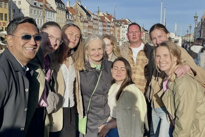 Olivia tog rundt i København med en flok turister: Her er, hvad de synes om danskere