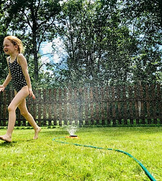Hvad skal I lave med børnene i sommerferien? Disse aktiviteter er altid et hit