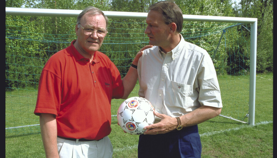 Svend Gehrs med Preben Elkjær i 1998. De spillede på hver sin måde en stor rolle, da Danmark bankede Sovjet.