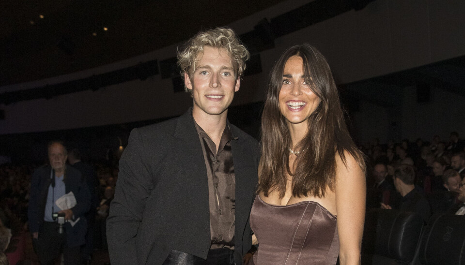Christopher og Cecilie Haugaard til gallapremiere på James Bond filmen 'No Time to Die', Imperial