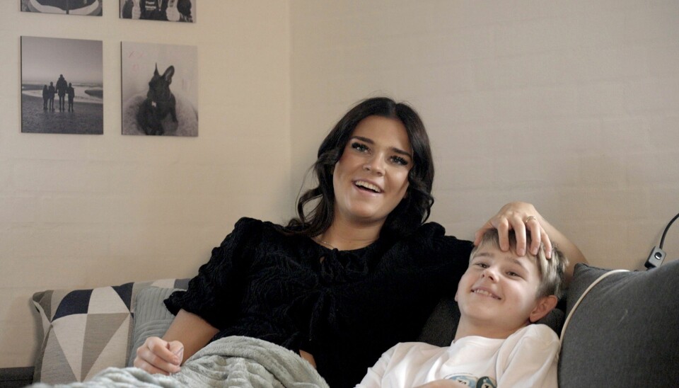 Aysa med sin lillebror i 'Prinsesse i Alanya'
