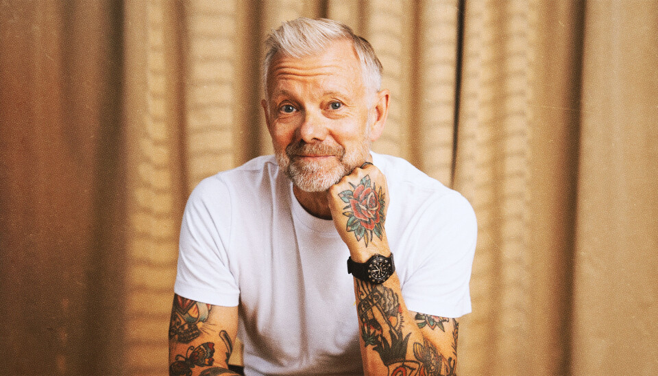 Casper Christensen er klar til nye spændende samtaler med folk, han godt kan lide.