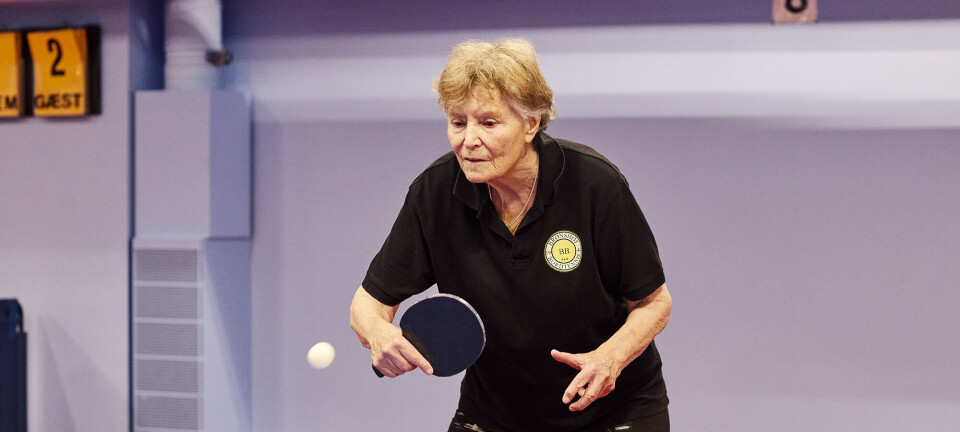 74-årige Nina går til bordtennis: 'Det er en investering i flere gode år'