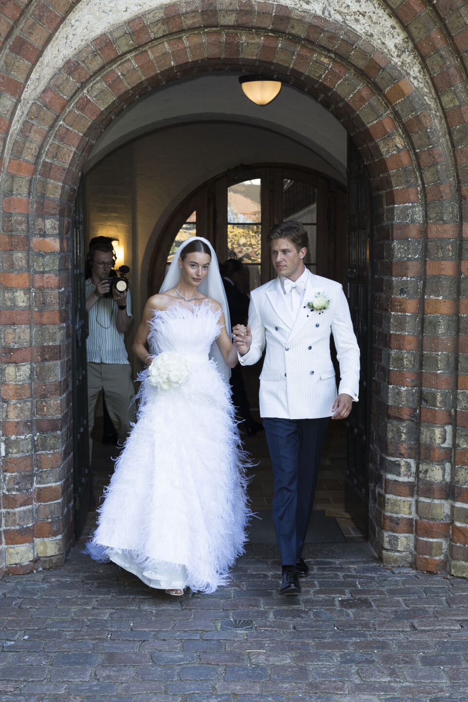 Nicolai Zobel og Hannah til deres bryllup i Maribo Domkirke.
