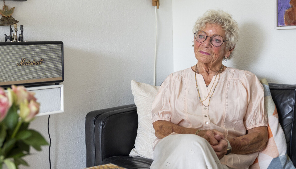 Da Kirsten havde selvmordstanker,
opsøgte hun hjælp hos ”Center for
Selvmordsforebyggelse”. Her begyndte hun blandt andet til mindfulness,
som hun senere valgte at fortsætte
med hos en privat psykoterapeut. –
Jeg arbejdede med at acceptere tankerne, men ikke handle på dem.