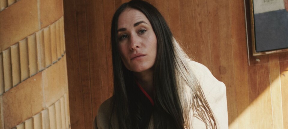 Rosalinde Mynster følte ventesorg, da hendes far skulle dø: ”Det skabte meget skyld i mig”