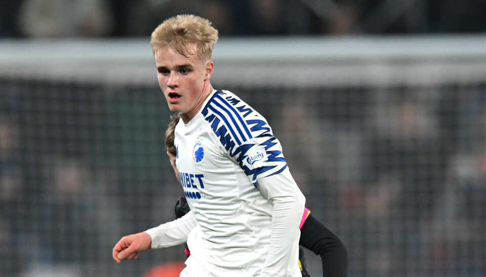 Victor Froholdt paa banen for F.C. Københavb