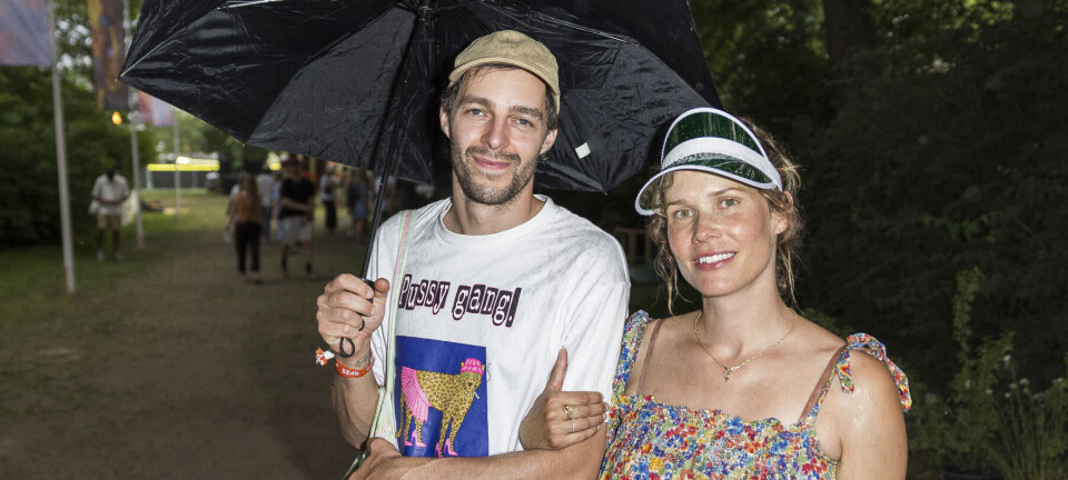 Oh Land afslører datterens navn