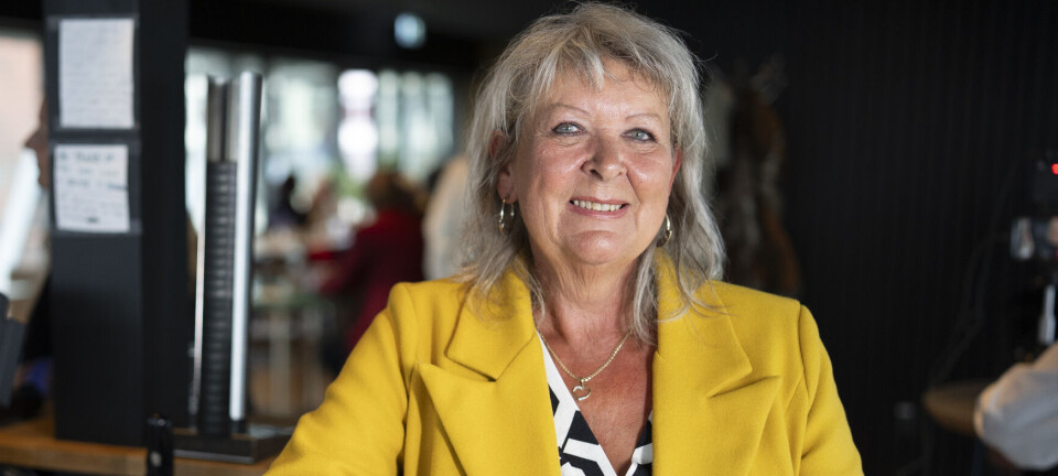 Lonnie chokeret i 'Hotel Romantik': Ville ikke i hytten