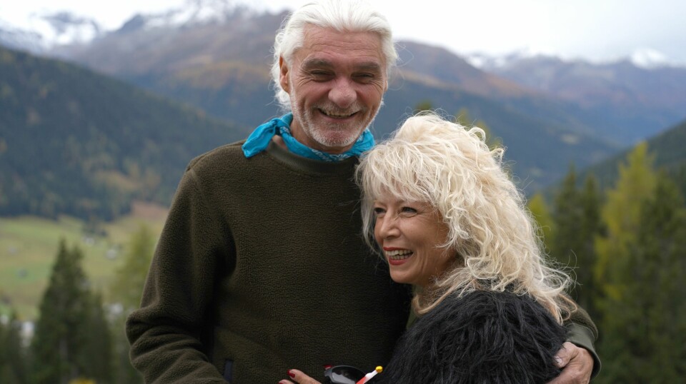 Femia og JR under opholdet i 'Hotel Romantik'.