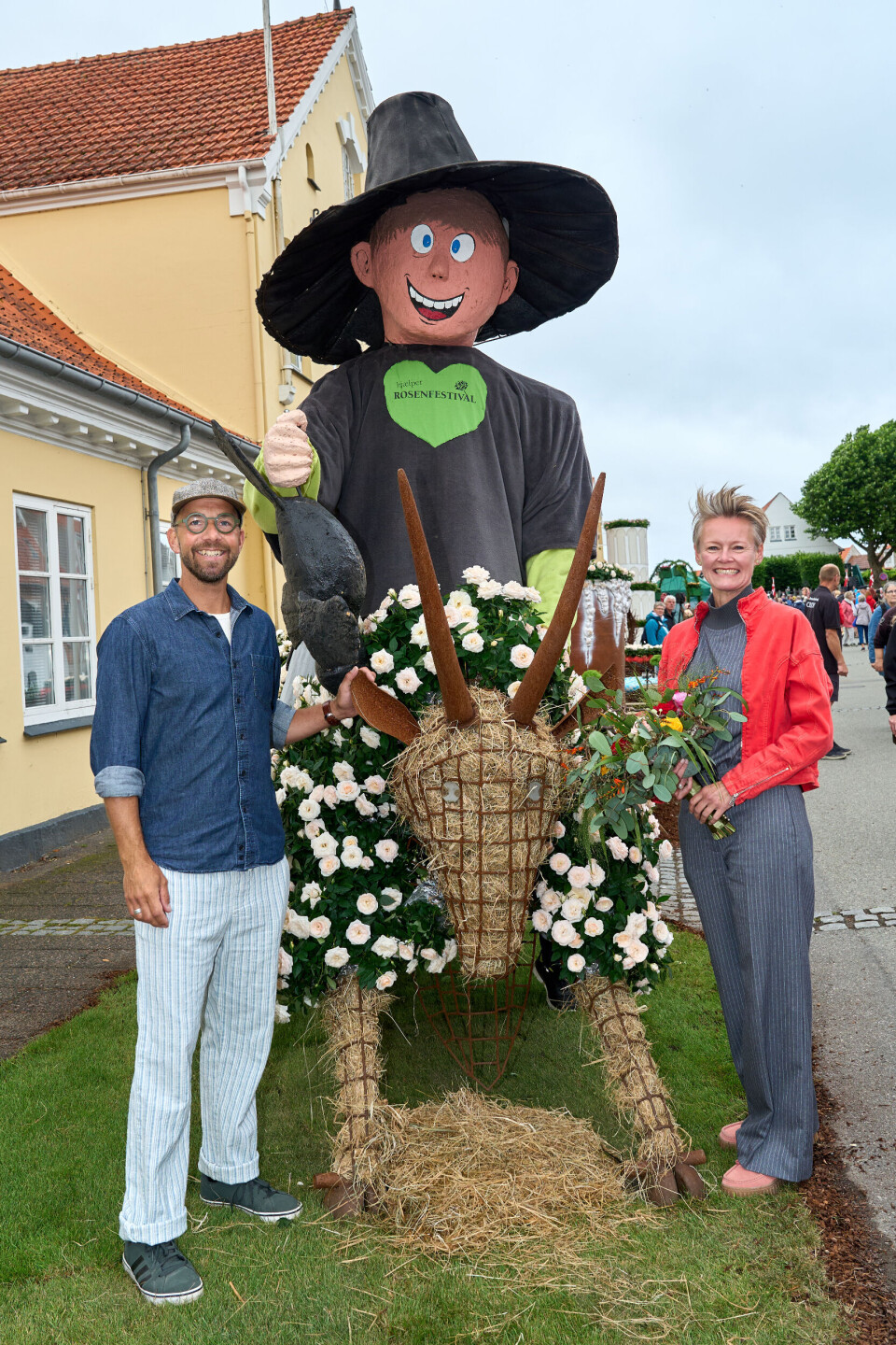 De stoppede også og beundrede den store Klods-Hans, der repræsenterede Odense.