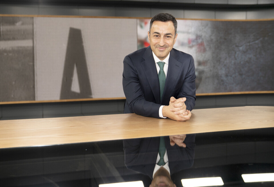 Erkan Özden i jakkesæt.