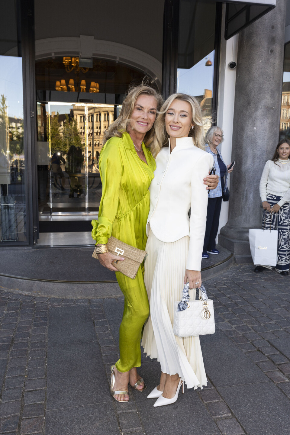 Bruden med sin mor, Marianne Flindt Jeppesen.
