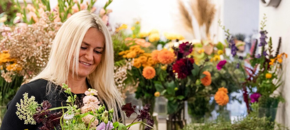Bind dine egne smukke buketter – her får du blomsterhandlerens bedste tips