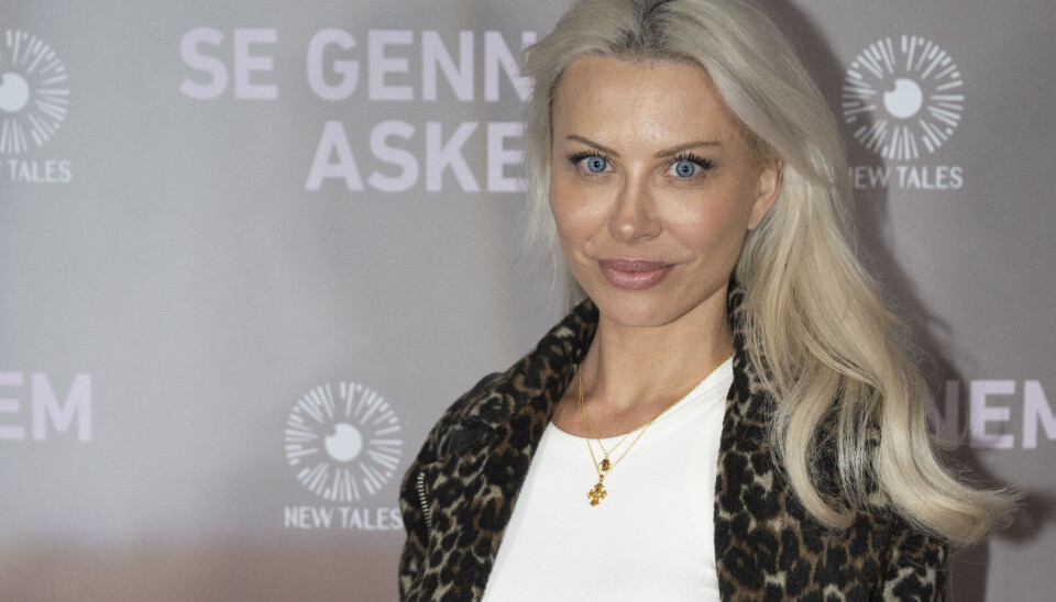 Katherine Diez til premiere på 'Se gennem Aske'