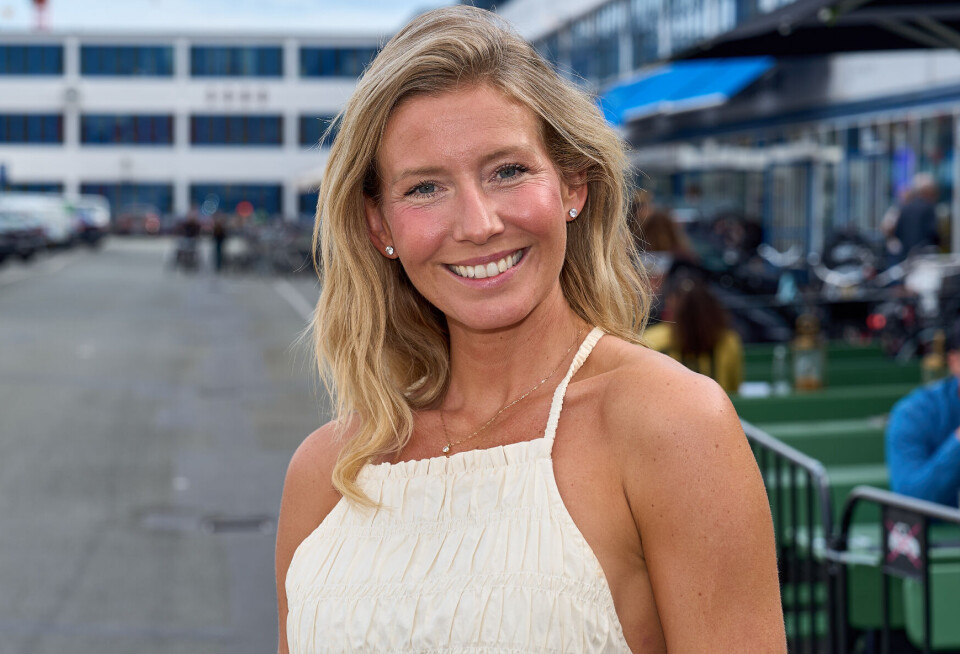 Carla Mickelborg viser kæresten frem