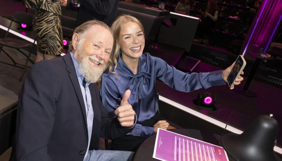 Jesper Asholt og Asta Björk til pressemøde på 'Vild med dans' 2025