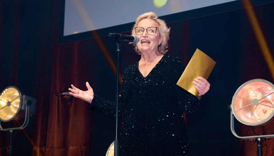 I januar venter endnu et utraditionelt job, når hun er vært ved Reality Awards. Her har hun tidligere selv vundet en pris for ”Forræder”-bemærkningen, ”0Man kan godt sige, jeg er sådan en, der strikker om dagen og myrder om natten”.