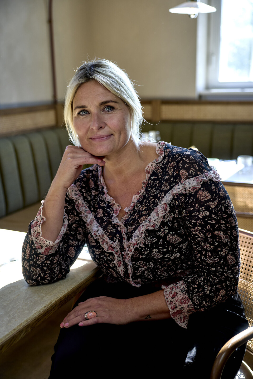 – Om en lille måned skal vi i gang med at optage ”Juniorbagedysten”, og ellers passer jeg mit arbejde med at undervise kokkeelever på Hotel- og Restaurantskolen i at lave desserter, lød det fra Katrine Foged Thomsen, 47.